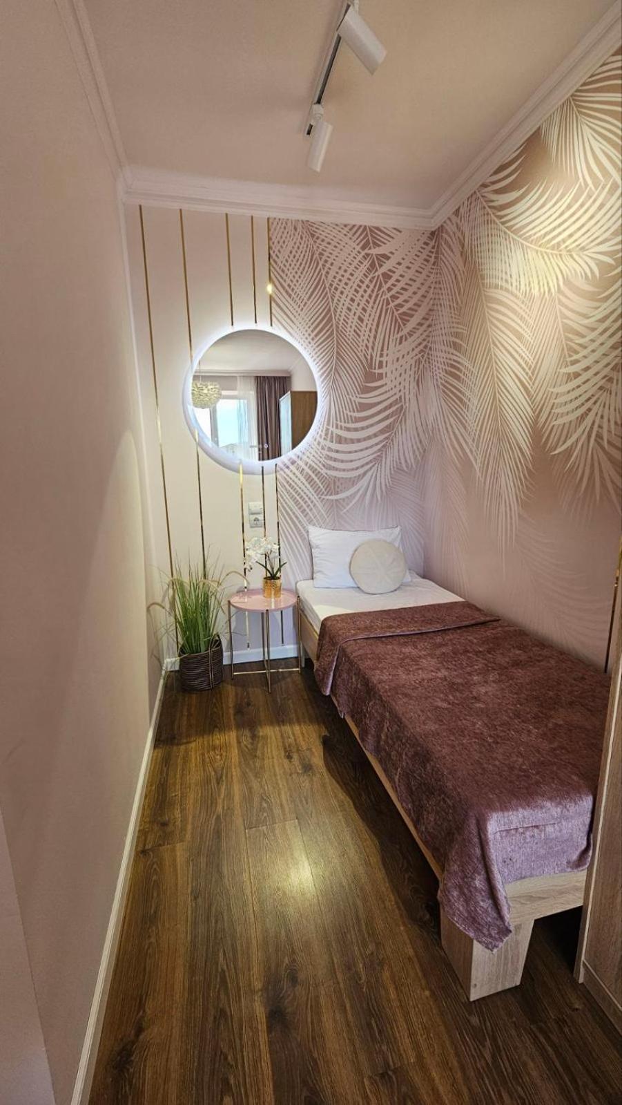 Soft Pink Apartment ムカチェヴォ エクステリア 写真